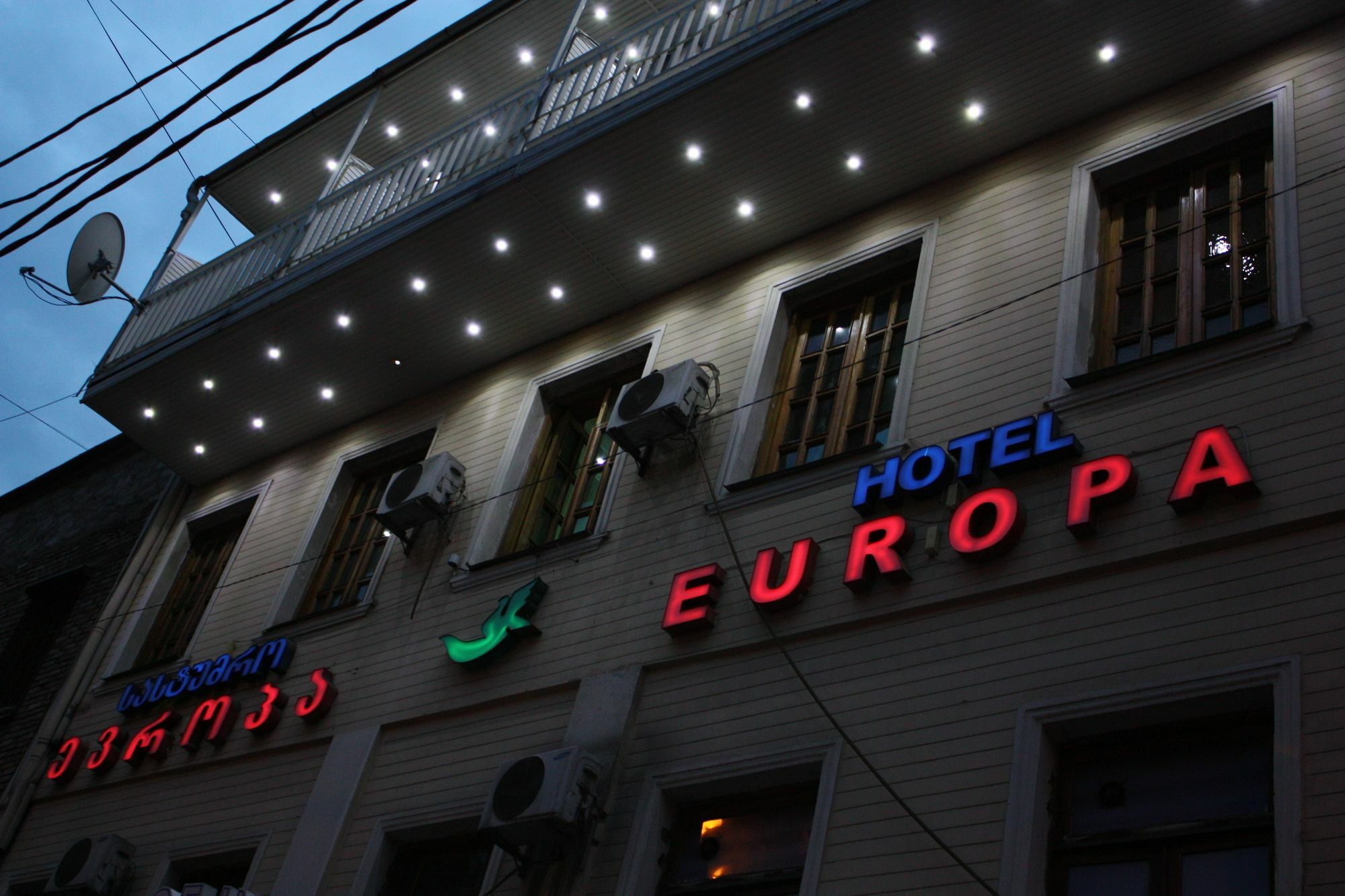 טביליסי Europa Hotel מראה חיצוני תמונה